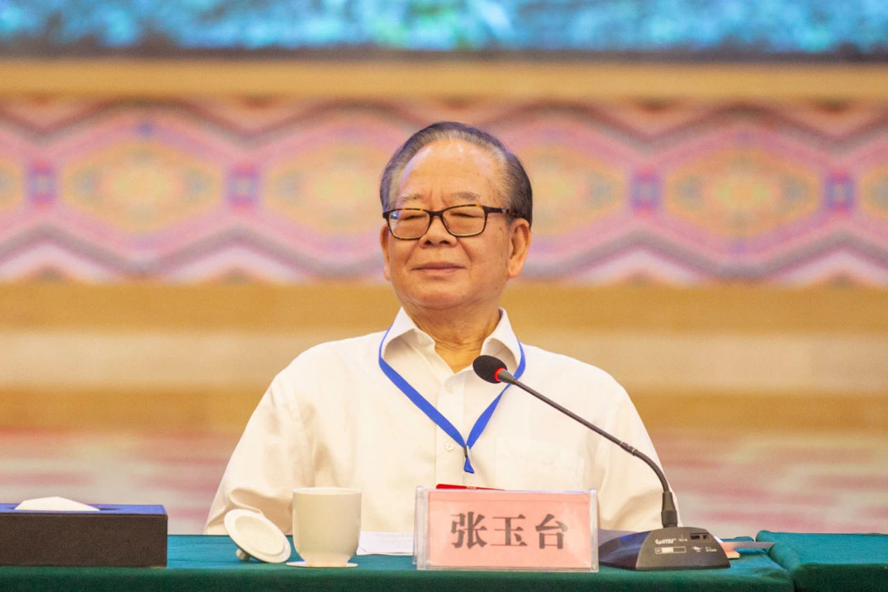 3 中国关工委常务副主任张玉台.jpg