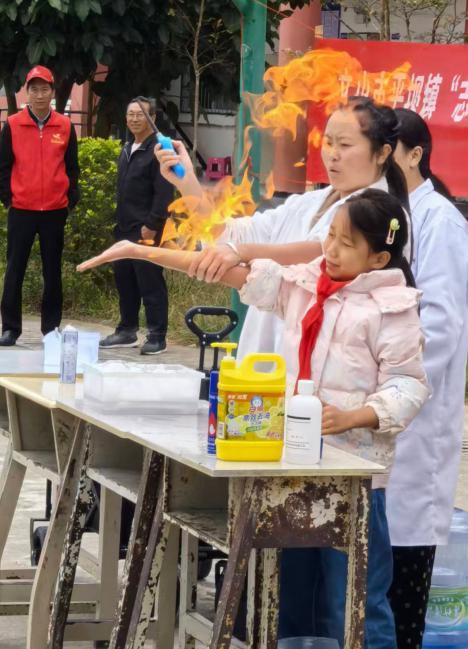 图片2.png 图片2.png